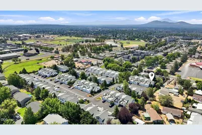438 NW 19th #UNIT 5, Redmond, OR 97756 - Photo 49