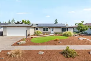 1751 Yukon Ave, Medford, OR 97504 - Photo 1