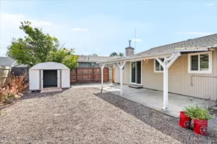 1751 Yukon Ave, Medford, OR 97504 - Photo 25