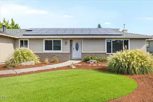1751 Yukon Ave, Medford, OR 97504 - Photo 3