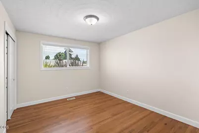 1751 Yukon Avenue, Medford, OR 97504 - Photo 19