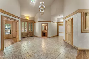 200 Brookstone Hills Dr, Grants Pass, OR 97526 - Photo 5
