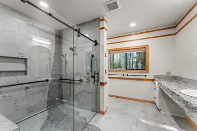 200 Brookstone Hills Drive, Grants Pass, OR 97526 - Photo 35