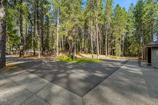 200 Brookstone Hills Dr, Grants Pass, OR 97526 - Photo 71