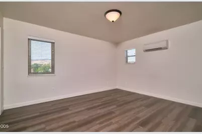 43 S Mountain Avenue, Ashland, OR 97520 - Photo 23