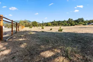 313 Hidden Acres Dr, Merlin, OR 97532 - Photo 45