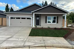 2235 Piazza Dr, Medford, OR 97501 - Photo 1