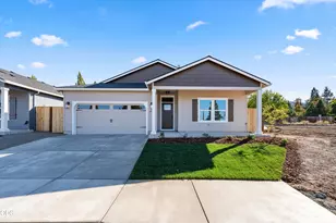 2235 Piazza Dr, Medford, OR 97501 - Photo 5