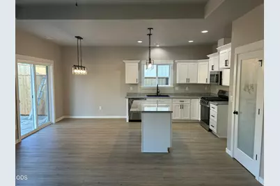 2235 Piazza Drive, Medford, OR 97501 - Photo 13