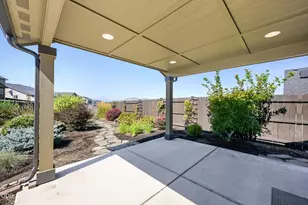 2555 SW 43rd Pl, Redmond, OR 97756 - Photo 35