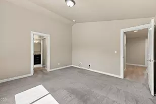 2555 SW 43rd Pl, Redmond, OR 97756 - Photo 17