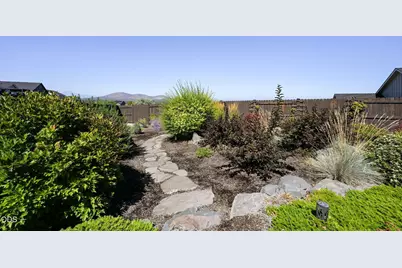 2555 SW 43rd Place, Redmond, OR 97756 - Photo 41
