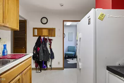 92 NW Glenhart Avenue, Winston, OR 97496 - Photo 35