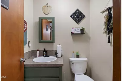 92 NW Glenhart Avenue, Winston, OR 97496 - Photo 27