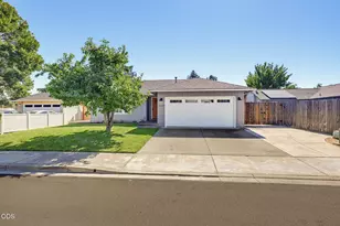2558 Alma Dr, Medford, OR 97504 - Photo 1