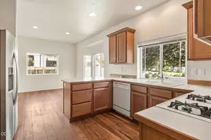 3916 SW Sam Snead Ct, Redmond, OR 97756 - Photo 7