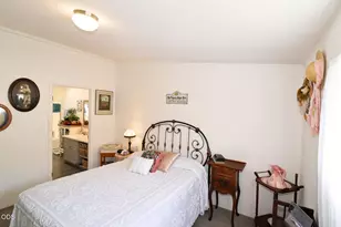 8401 Old Stage Rd, Central Point, OR 97502 - Photo 11