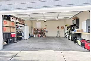 928 Stonewater Dr, Eagle Point, OR 97524 - Photo 23