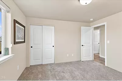 928 Stonewater Drive, Eagle Point, OR 97524 - Photo 17