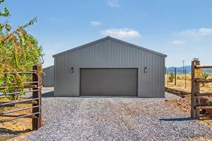 34225 Deerpath Ct, Chiloquin, OR 97624 - Photo 3