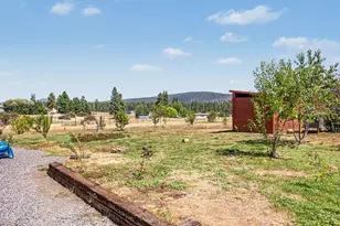34225 Deerpath Ct, Chiloquin, OR 97624 - Photo 9