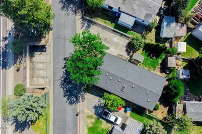3600 Avenue G #SPC 106, White City, OR 97503 - Photo 27