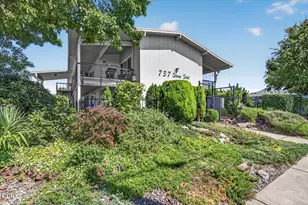 737 Stevens St, Medford, OR 97504 - Photo 1