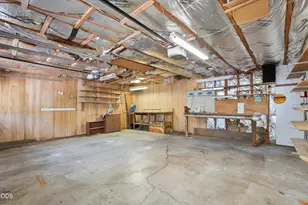 19684 Nugget Ave, Bend, OR 97702 - Photo 25