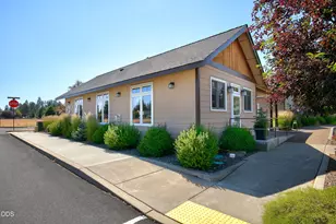 780 W View Loop, Sisters, OR 97759 - Photo 19