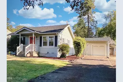 2222 Aloha Avenue, Medford, OR 97504 - Photo 1