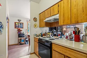 54690 Pinewood Ave, Bend, OR 97707 - Photo 7