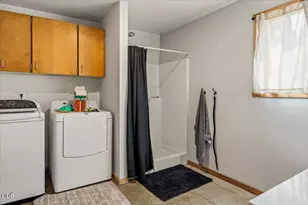 54690 Pinewood Ave, Bend, OR 97707 - Photo 31