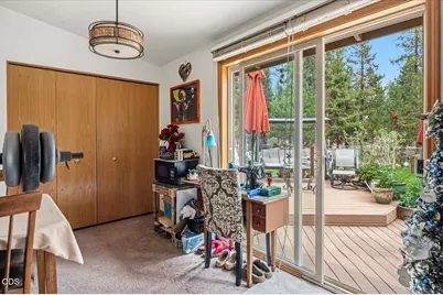 54690 Pinewood Avenue, Bend, OR 97707 - Photo 9