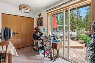 54690 Pinewood Ave, Bend, OR 97707 - Photo 9