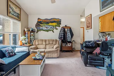 54690 Pinewood Avenue, Bend, OR 97707 - Photo 5