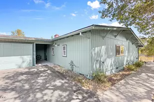 1591 Hwy 234, Eagle Point, OR 97524 - Photo 9