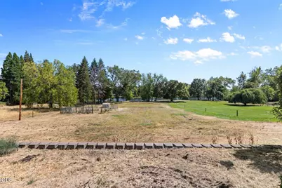 1591 Highway 234, Eagle Point, OR 97524 - Photo 43