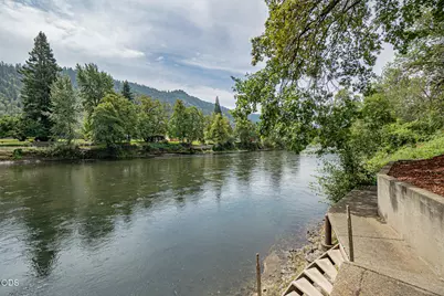 5605 Foothill Boulevard, Rogue River, OR 97537 - Photo 7