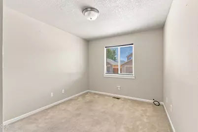 417 NW 27th Street, Redmond, OR 97756 - Photo 29