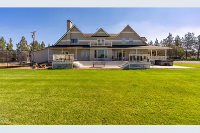 6225 SW Zenith Avenue, Redmond, OR 97756 - Photo 9