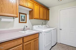 2271 NE Cherry Loop, Prineville, OR 97754 - Photo 25