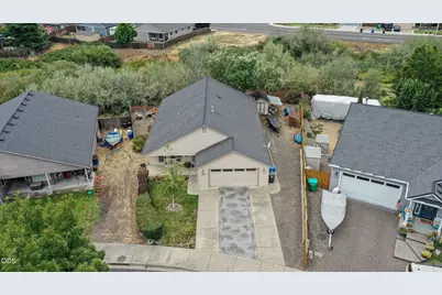 1144 Highlands Drive, Eagle Point, OR 97524 - Photo 29