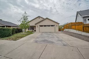 1144 Highlands Dr, Eagle Point, OR 97524 - Photo 23