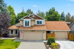 3153 NE Cromwell Ct, Bend, OR 97701 - Photo 1