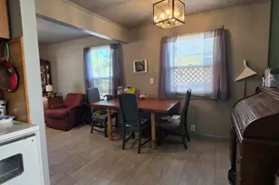 1518 Pleasant Ave, Klamath Falls, OR 97601 - Photo 9