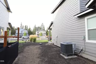 16625 Landing Ct, La Pine, OR 97739 - Photo 7