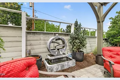 533 Fairview Street, Ashland, OR 97520 - Photo 53