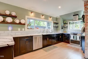 123 Vancouver Ave, Medford, OR 97504 - Photo 17