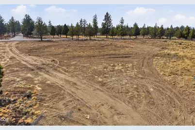 22018 Quebec Court, Bend, OR 97702 - Photo 31