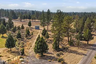 22018 Quebec Ct, Bend, OR 97702 - Photo 1